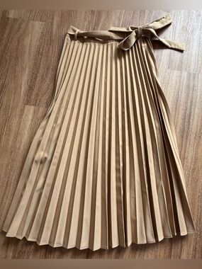 Bohme Pleated Midi Skirt with Tie Waist - Beige